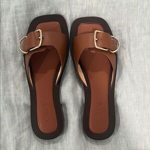 J. Crew Callie sandals in leather buckle 6.5